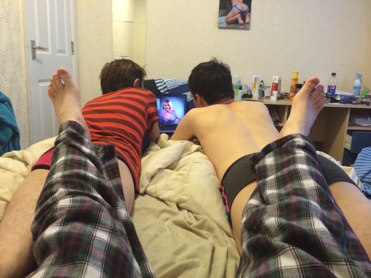 mrtwentington:  I wonder if they’re tops? 