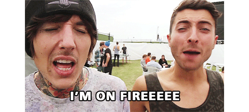 xasiralx:  Oli and Jordan singing Fall Out Boy’s MSKWYDITD at Reading Festival