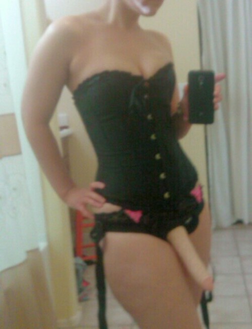 immasexymomma:  Not even sorry about the shameless amount of selfies. I feel sexy and adorable today.