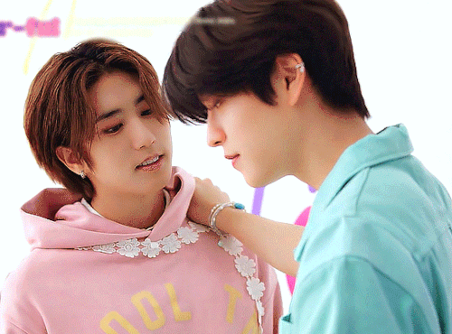 HAN & SEUNGMINJAPAN 2024 SEASON'S GREETINGS