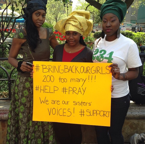 fckyeahprettyafricans:Nigeriasoulrevision:An AMAZING display of solidarity from Atlanta, New York, D
