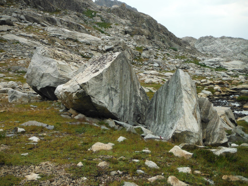 Giant granite boulder split by years of freezing and thawing. Western Pinnacles Lakes Basin, John Mu