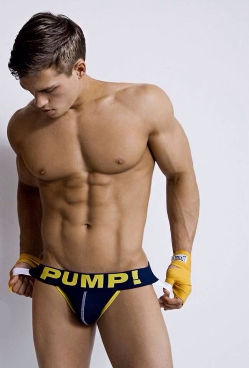 blondbeachboys:  jockbrad:  All things sports adult photos