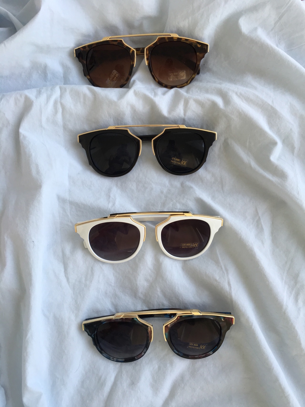 ameliastardust:  Hi!! So I just added a whole new stock of sunglasses to my store