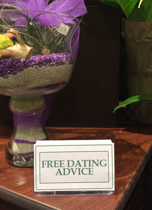 Porn obviousplant:  Free dating advice left in photos