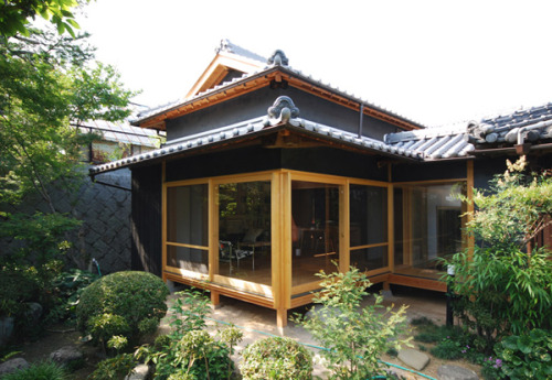 placesandpalaces:‘House in Tanimannari’ by Akio Kamiya Architect and Associates, Okayama