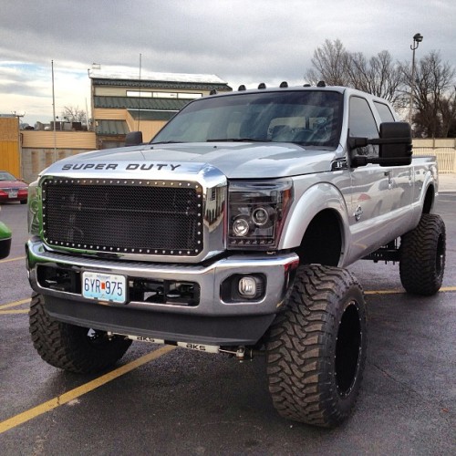 lifted trucks