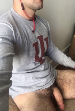 HAIRY, UNCUT, PUMMER