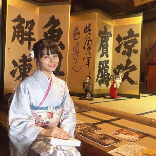 本間日陽さんのツイート: 町屋の屏風祭り #村上市  #むらかみ旅 #村上着物でぶらり t.co/aBrTxJsn9w