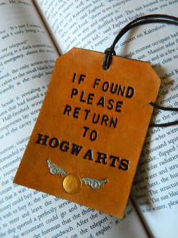 wickedclothes:  Leather Harry Potter Luggage