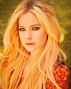 thequeensofbeauty:  Avril Lavigne for Billboard