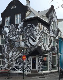 alltheaces83:  Trippy wall by that girl @caratoes 📍 Iceland spotted by my pal Sean on his recent trip #art #StreetArt #iceland #blackandwhite by londongraffiti http://ift.tt/228cnwr 