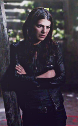 littlebitalexis:  demons + leather jackets 
