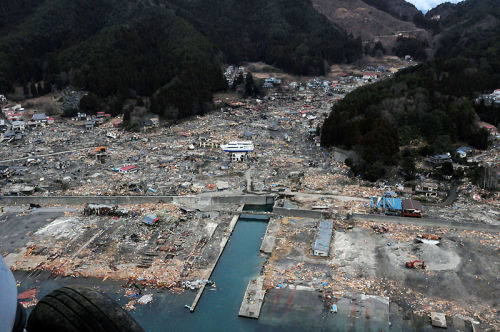 Tohoku earthquake set off mega-landslide This photo is one of the seemingly infinite number of shots