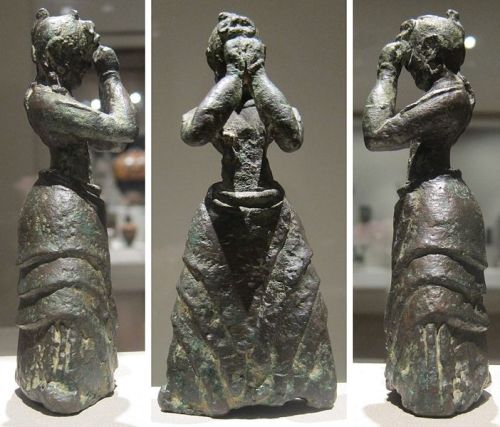 mini-girlz:Minoan Girlc. 1600-1500 BCEBronzeCrete