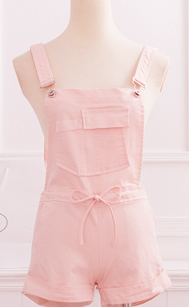 And I think I just fell in love with a piece of clothing 💖 New item on my wish list!