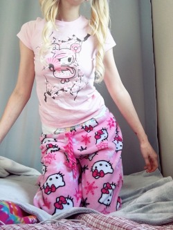 daddyslittlepig:  ~me~ Comfy morning featuring