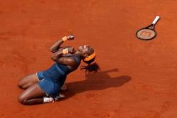 iamvictoriaanne:  This photo of Serena Williams winning the 2013 French Open is just amazing.  