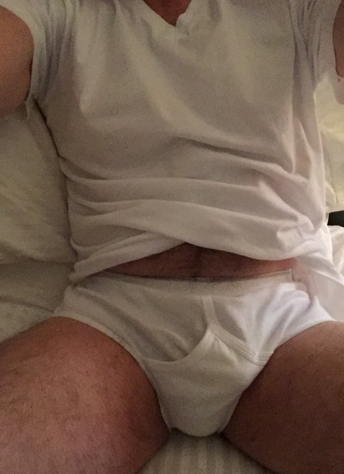 briefs6335: Saturday morning whites