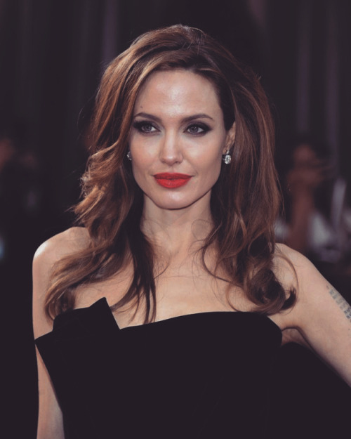 Angelina Jolie -  Bombshell 