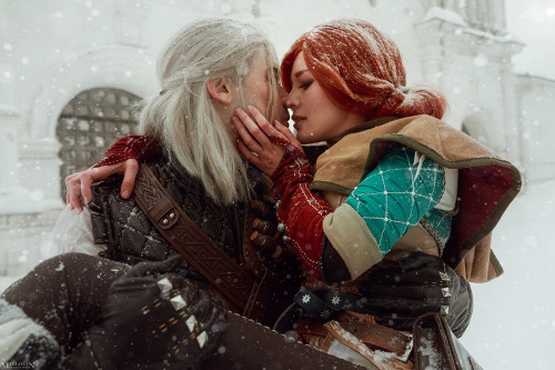 vick_torie as Triss anders_v.cosplay as Geralt photo, makeup by me @milliganvick