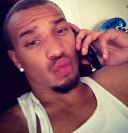 lightskinnedboys:  Pout