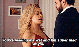 orphanblackzone:Krystal Goderitch in 5.06 “Manacled Slim Wrists”
