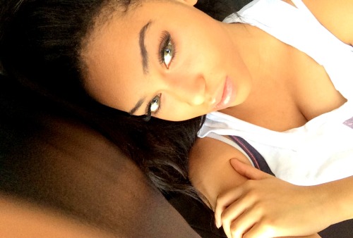 ultimatebeauties:  Insta: cca_x Tumblr: http://cheilaa1.tumblr.com/