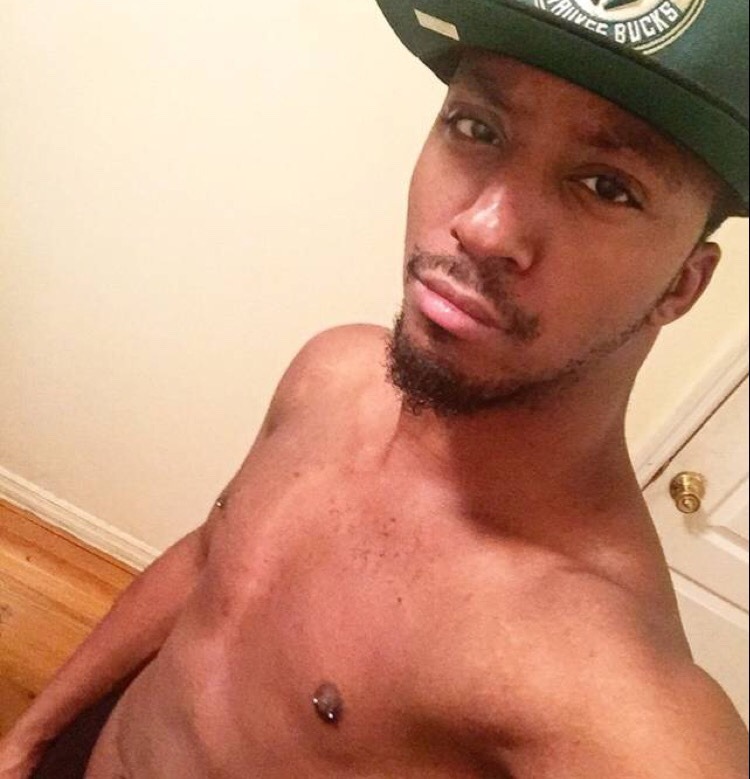 big-dick-club:  Messy 25 year old from NY… still hangs out with youngins and has