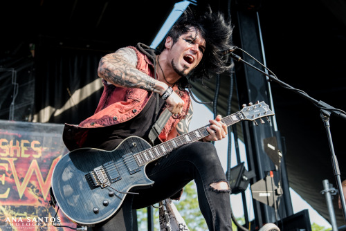 From Ashes to New  // Vans Warped Tour, Holmdel NJ 07.17.16© Ana Santos 