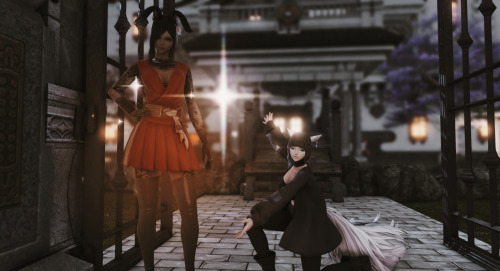 Just ya know random fc moments while hanging on crystal. just admire the lovely bun @mstrange.It’s b