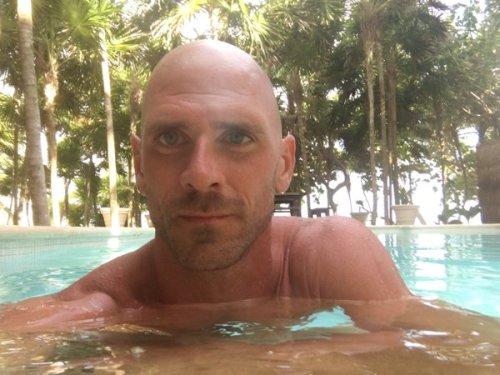 colungafrank:   Johnny Sins       