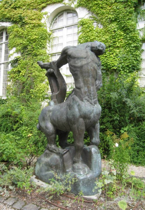 hismarmorealcalm:Emile-Antoine Bourdelle (1861-1929)  Centaure mourant  1914  Plâtre