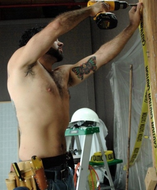 Sexy tradie. porn pictures