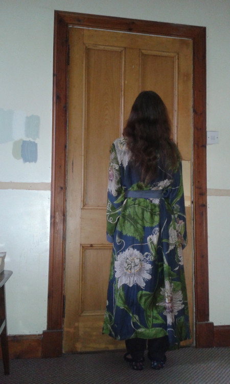 bluestockingcouture:This month’s token non-grocery, non-book purchase was a passion flower robe, so 