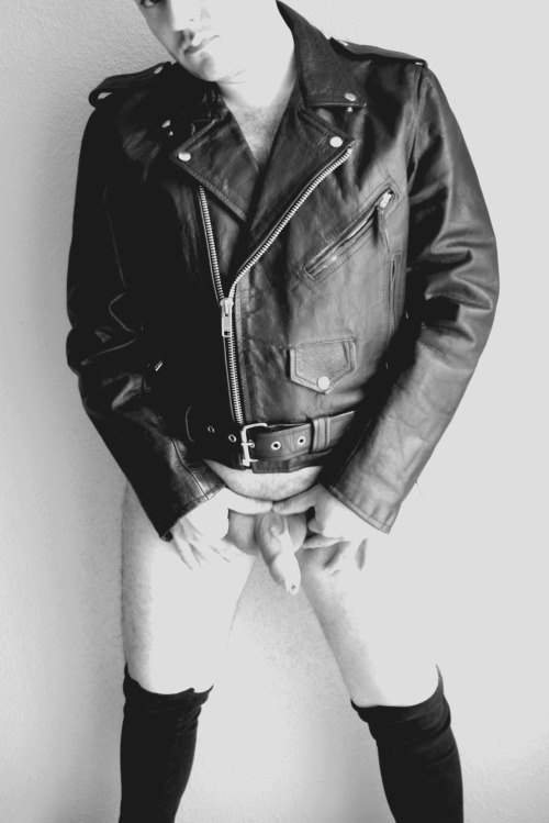 http://mrnopantsnoway.tumblr.com/post/57282735066