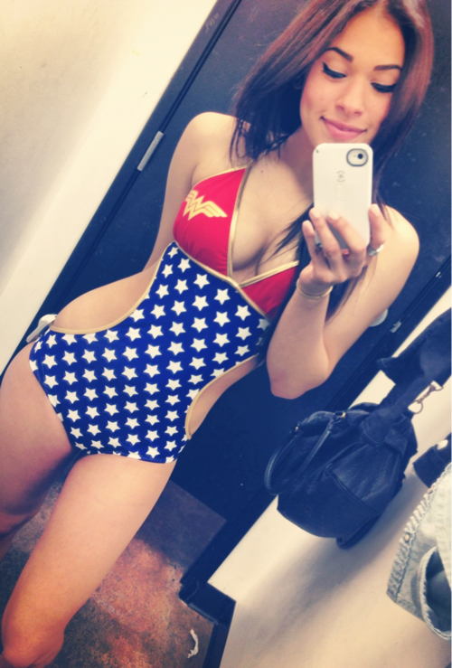 fuckyeasexyasians:  Happy Halloween! Sexy Wonder Woman ►Fuck Yea◄ 