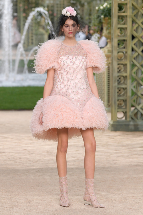 styled-by-carakerr:Kaia Gerber on the catwalk Chanel show, Runway, Spring Summer 2018, Haute Couture