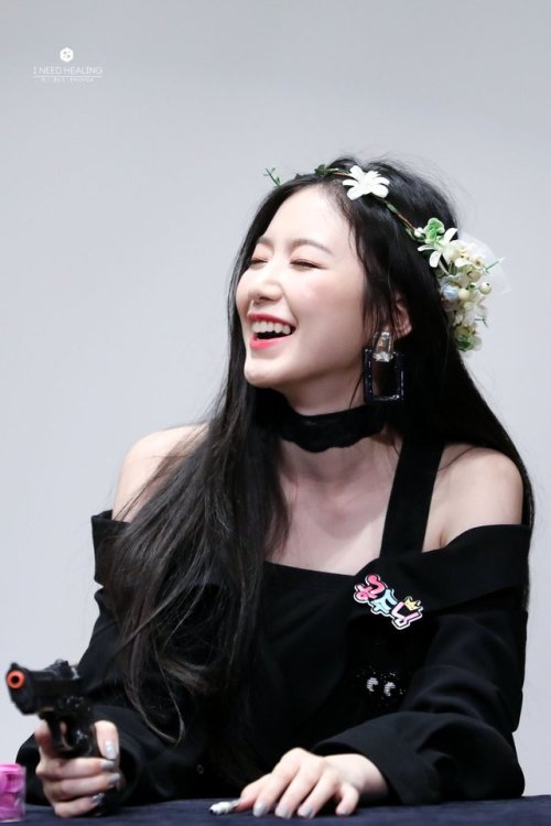 cube-gidle: @I NEED HEALING | do not edit