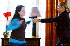 dunham4life:  Favorite Olivia Scenes #10  I don’t wanna shoot you, but I will.  
