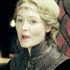 timeladv:Eowyn’s beautiful updo at Theodred’s funeral.