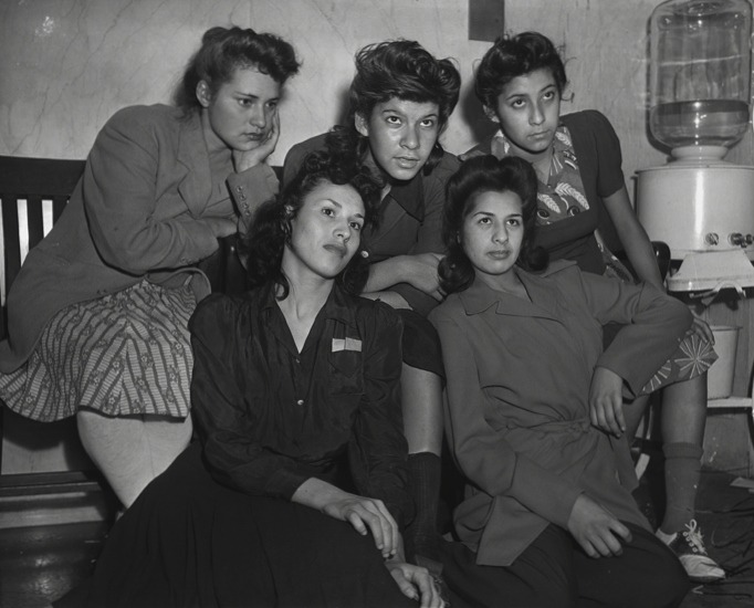 spooky-louie:  tore-out-my-frankinstein-heart:  historicaltimes:  Mexican American