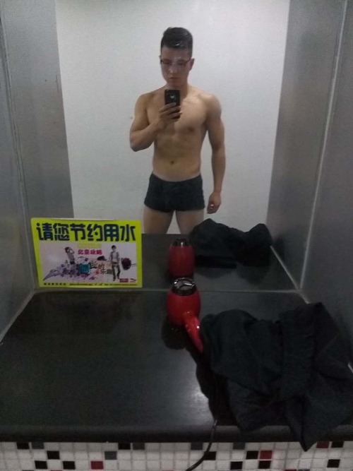 banxianqs2:  转自搜同 https://76.164.232.68/