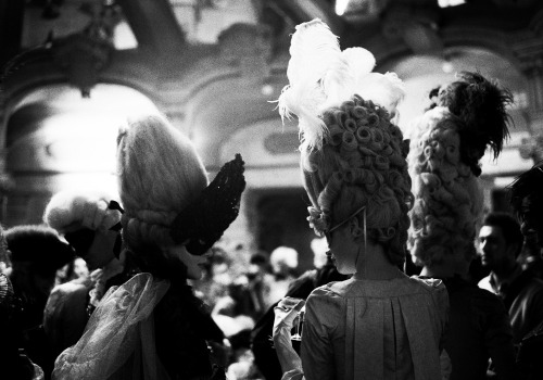 tooyoungtoreign: Marie Antoinette behind the scenes