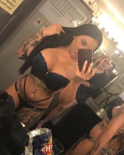 stripper-locker-room:  https://www.instagram.com/siara1209/