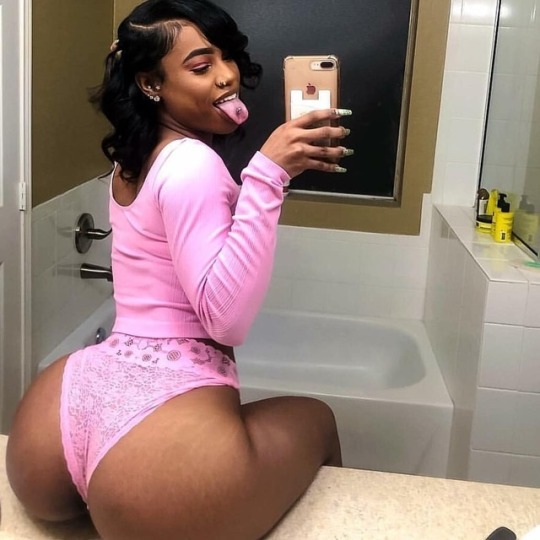 seennude:  Follow me on instagram seen.nasty 💕