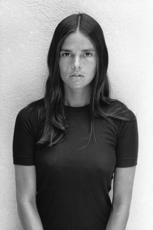 Ali Macgraw Nudes &Amp;Amp; Noises  