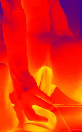 ihooker:  male-obsessed:  red hot plug n play http://male-obsessed.tumblr.com/  
