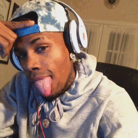 nubianbrothaz:  NubianBrothaz  Woooooooow Tha toung