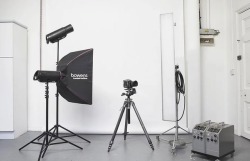 Studiohire-Photographic:  Secret Studio… Shhhhhh Converted Warehouse 300 Sq Ft